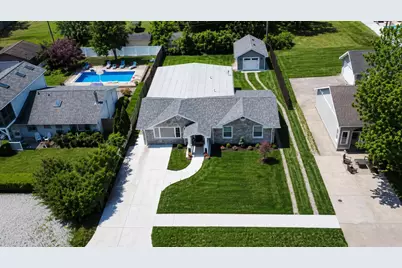340 N Berrien Street, New Buffalo, MI 49117 - Photo 1