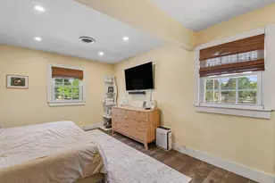 423 N Hudson St SE, Lowell, MI 49331 - Photo 21