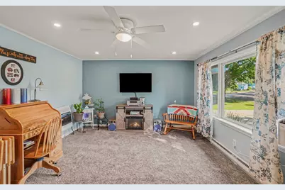 169 Park Place, Barryton, MI 49305 - Photo 5