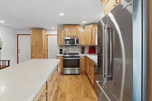 427 Falcon Dr, Wayland, MI 49348 - Photo 5
