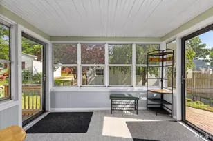 1333 Arianna St NW, Grand Rapids, MI 49504 - Photo 9