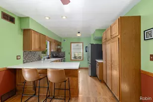 1333 Arianna St NW, Grand Rapids, MI 49504 - Photo 5