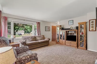 548 N Linden Street, Marshall, MI 49068 - Photo 5