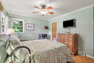 548 N Linden St, Marshall, MI 49068 - Photo 11