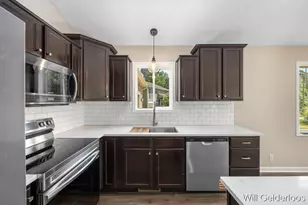 2758 Jacklyn Ct, Holland, MI 49424 - Photo 11