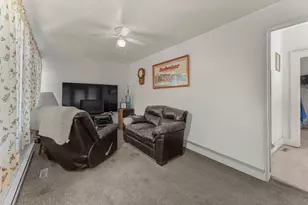 63 Oak St, Hillsdale, MI 49242 - Photo 21