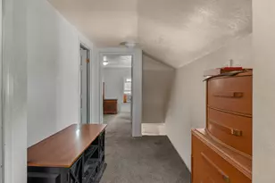 63 Oak St, Hillsdale, MI 49242 - Photo 25