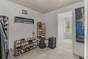 63 Oak St, Hillsdale, MI 49242 - Photo 15