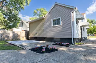 3502 Arlene Ave, Flint, MI 48503 - Photo 9
