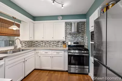 1533 Royal Oak Street SW, Wyoming, MI 49509 - Photo 9