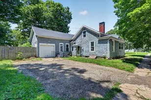 438 E Center St, Hastings, MI 49058 - Photo 27