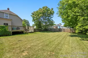 1131 Crescent St NE, Grand Rapids, MI 49503 - Photo 29