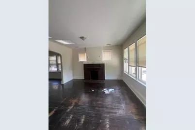 3450 Cadillac Boulevard #Upper, Detroit, MI 48214 - Photo 5