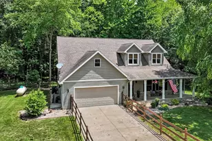 63483 Robbins Lake Rd, Jones, MI 49061 - Photo 5