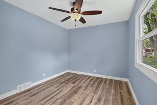 564 Birchwood St, Jackson, MI 49203 - Photo 35