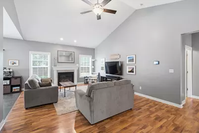 8297 Engelwood Avenue, Richland, MI 49083 - Photo 5