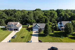 8297 Engelwood Ave, Richland, MI 49083 - Photo 3