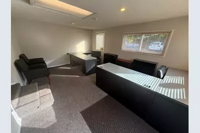 141 W Territorial Road, Battle Creek, MI 49015 - Photo 9