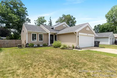 5525 Osborne Avenue SE, Kentwood, MI 49548 - Photo 3