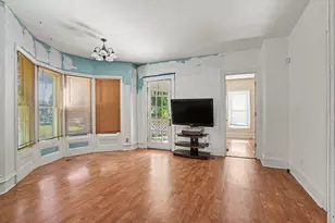 34 Poplar St, Battle Creek, MI 49017 - Photo 3