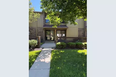 1669 S Hill Boulevard, Bloomfield Hills, MI 48304 - Photo 1