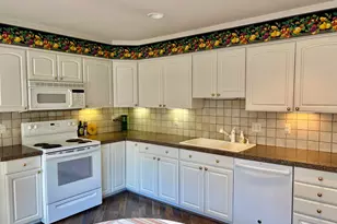 1669 S Hill Blvd, Bloomfield Hills, MI 48304 - Photo 11