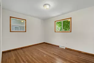 1932 Ridgemoor Dr SE, Grand Rapids, MI 49506 - Photo 11