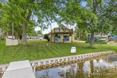 8836 W Suwanee Trail, Howard City, MI 49329 - Photo 1