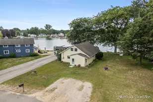 8836 W Suwanee Trail, Howard City, MI 49329 - Photo 29
