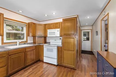 8836 W Suwanee Trail, Howard City, MI 49329 - Photo 11