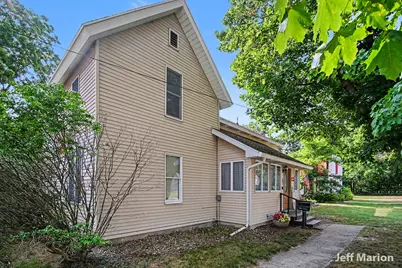 301 N Clay Street, Greenville, MI 48838 - Photo 1
