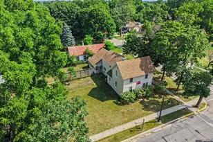 301 N Clay St, Greenville, MI 48838 - Photo 1