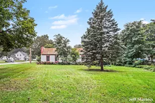 301 N Clay St, Greenville, MI 48838 - Photo 63