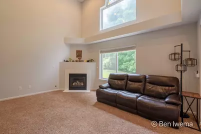 3916 Old Elm Drive SE, Kentwood, MI 49512 - Photo 5