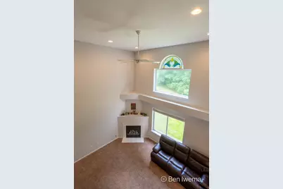 3916 Old Elm Drive SE, Kentwood, MI 49512 - Photo 7