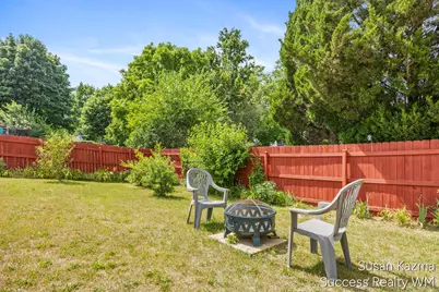 1313 SE Brookridge SE, Grand Rapids, MI 49508 - Photo 25