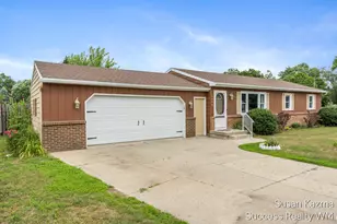 1313 SE Brookridge SE, Grand Rapids, MI 49508 - Photo 27