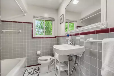 20761 W 13 Mile Road, Beverly Hills, MI 48025 - Photo 17