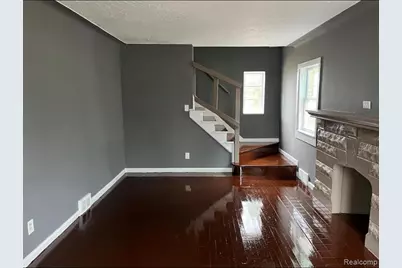15646 Saratoga Avenue, Detroit, MI 48205 - Photo 9