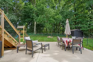 944 Oak Brook Ct, Middleville, MI 49333 - Photo 25