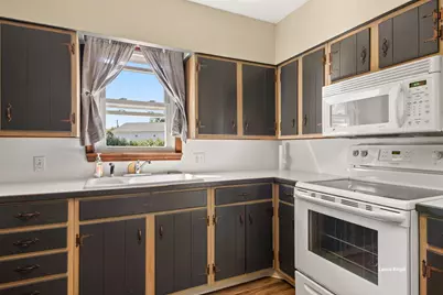 5157 Highland Drive, Traverse City, MI 49685 - Photo 11