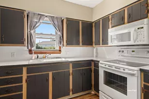 5157 Highland Dr, Traverse City, MI 49685 - Photo 11