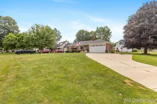 559 Shawmut Blvd NW, Grand Rapids, MI 49504 - Photo 3