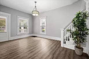 1110 Sibley St NW, Grand Rapids, MI 49504 - Photo 17