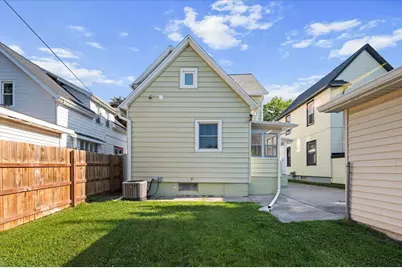 1110 Sibley Street NW, Grand Rapids, MI 49504 - Photo 7