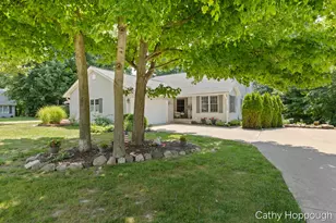 6733 Beechwood Dr, Saranac, MI 48881 - Photo 3