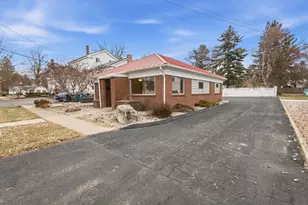 214 South St, Jonesville, MI 49250 - Photo 17