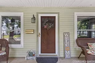 2626 Forest Grove Ave SW, Wyoming, MI 49519 - Photo 5