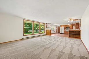 5405 Hartman Rd, Eau Claire, MI 49111 - Photo 11