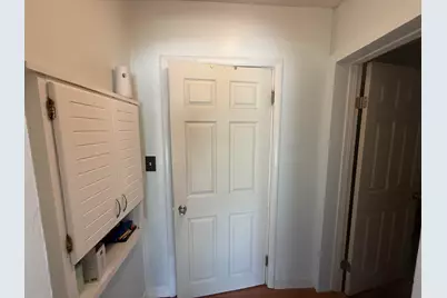 926 Bryant Avenue, Jackson, MI 49202 - Photo 9